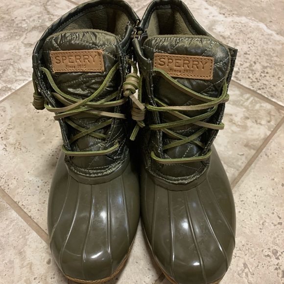 olive sperry boots